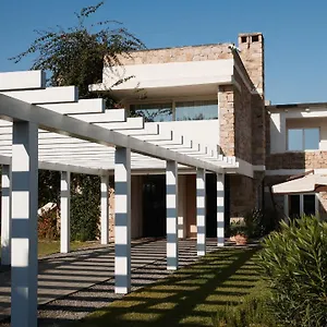 Lanthia Santa Maria Navarrese